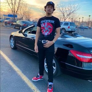 Meet your Posher, Leo